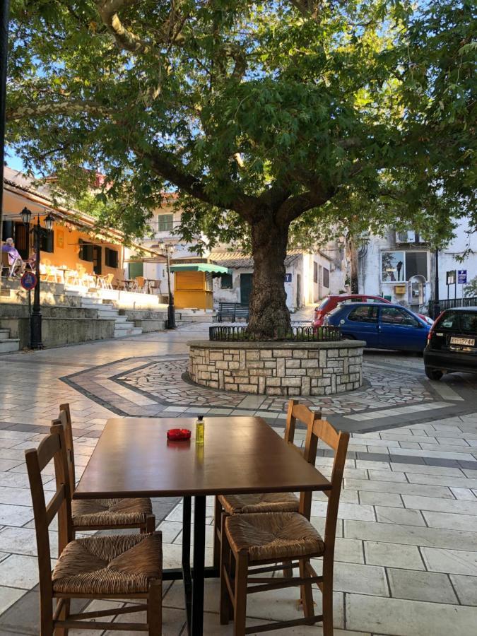 La Maisonette House In The Heart Of Liapades Close To Rovinia Beach & Paleokastritsa Экстерьер фото